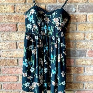 Xilaration Black Floral Sundress, medium, pockets